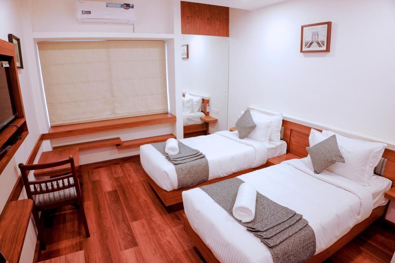Mpsroyalsuites Perintalmanna Ngoại thất bức ảnh