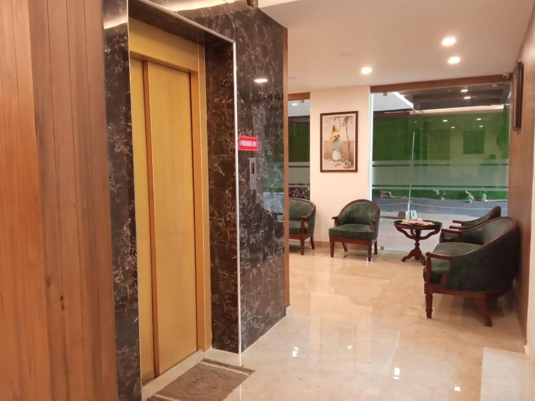 Mpsroyalsuites Perintalmanna Ngoại thất bức ảnh